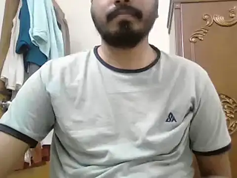 desiboyasif online show from November 2025 05:37:02 PM
