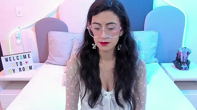 SophieGomez22 online show from March 2025 11:17:01 AM