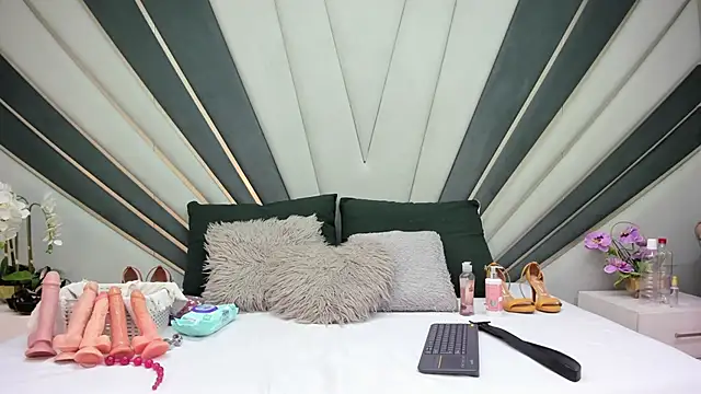 kathy-steven online show from September 2025 06:55:01 PM