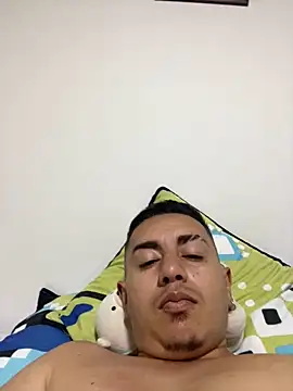 DanielGomez9 online show from December 2024 05:04:02 AM