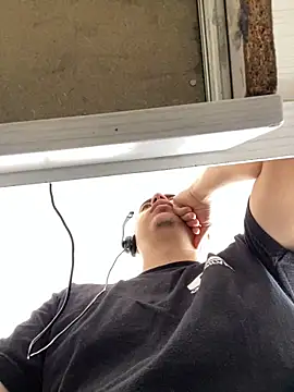 DanielGomez9 online show from February 2025 02:05:02 PM