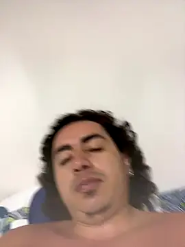 DanielGomez9 online show from December 2025 04:44:02 AM