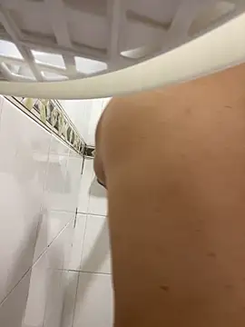 DanielGomez9 online show from April 2026 01:22:01 PM