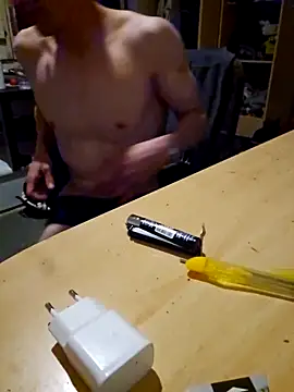 v4Tomasgrau9 online show from April 2026 10:26:01 PM