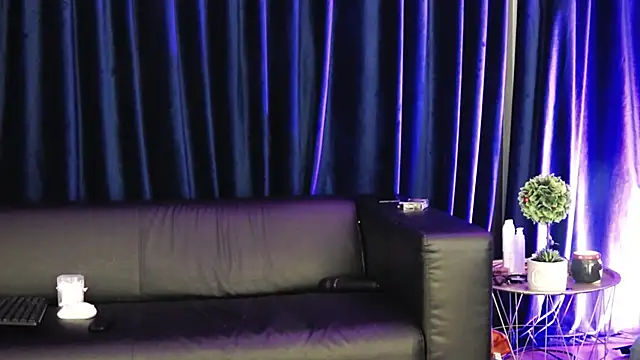 RosaCatalleya online show from March 2026 05:22:02 AM