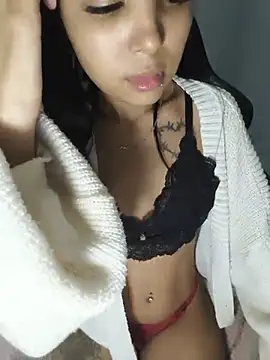 Snapshot of Livia_Diaz chatting on May 2026 03:12:01 AM Livia Diaz online show from May 2026 03:12:01 AM