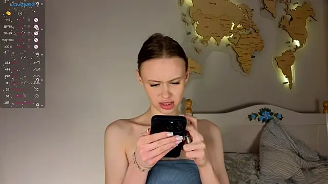 TaraSims online show from December 2024 11:19:02 PM