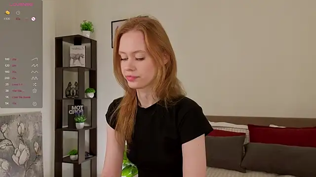 TaraSims online show from September 2025 11:28:02 PM