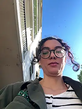 Strawberry queen91 online show from May 2026 03:18:01 PM