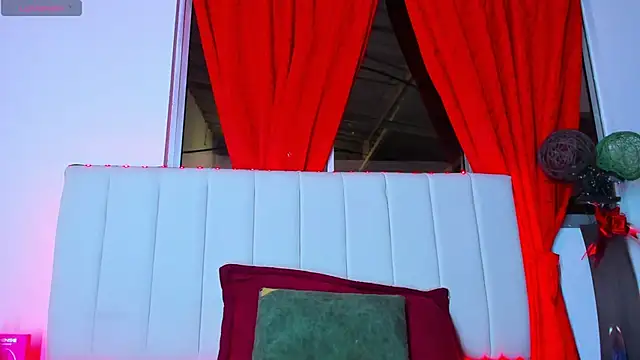 caro lyne  online show from January 2026 02:04:02 AM