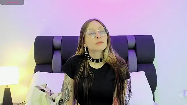 Siouxsie cenobite online show from January 2025 10:55:01 AM