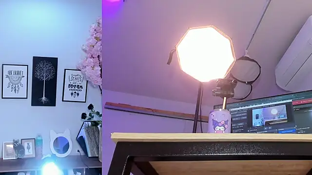 Siouxsie cenobite online show from March 2026 12:08:01 PM