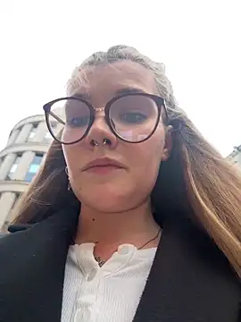 Holy Tereza online show from March 2025 02:40:02 PM