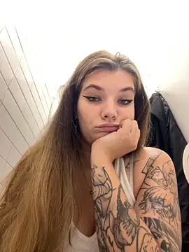 Holy Tereza online show from October 2025 03:32:02 PM