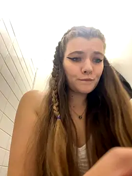 Holy Tereza online show from November 2025 03:44:01 PM