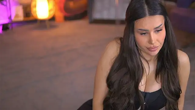 EvaZane online show from January 2025 02:03:02 PM