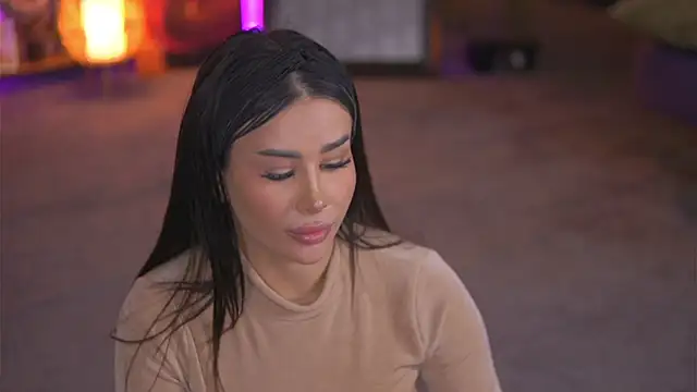 EvaZane online show from February 2025 04:24:02 PM