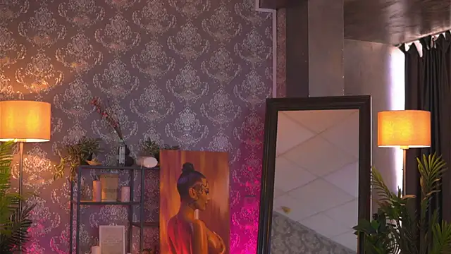 EvaZane online show from March 2025 08:00:01 AM