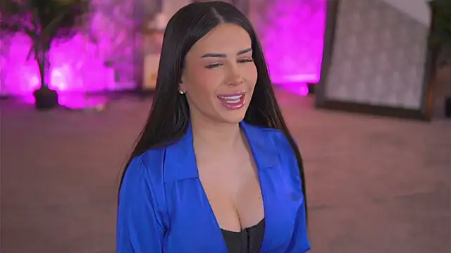 EvaZane online show from March 2025 10:13:02 AM