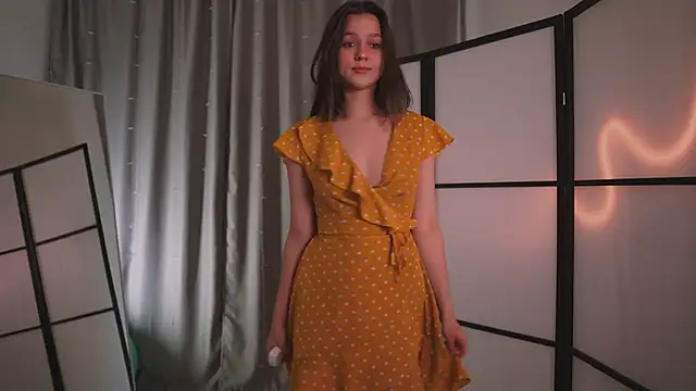 Addelin Moon online show from February 2025 04:37:02 PM