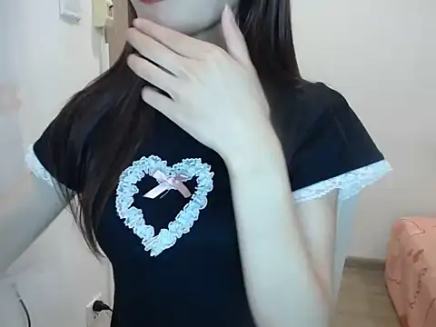 Snapshot of LiDonnaa chatting on December 2024 11:56:02 AM LiDonnaa online show from December 2024 11:56:02 AM