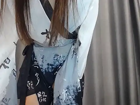 Snapshot of LiDonnaa chatting on March 2025 04:23:02 PM LiDonnaa online show from March 2025 04:23:02 PM