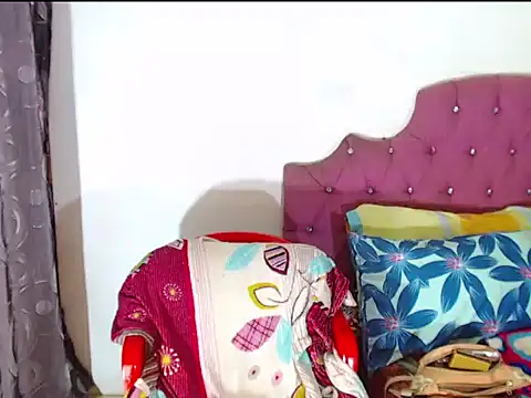 KandyHot  online show from March 2025 04:28:02 PM