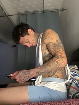 Papinine6 online show from October 2025 09:54:02 AM