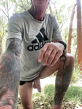 hhhorniee online show from February 2025 03:08:01 AM