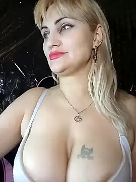 Freya Milf online show from February 2025 07:44:02 PM