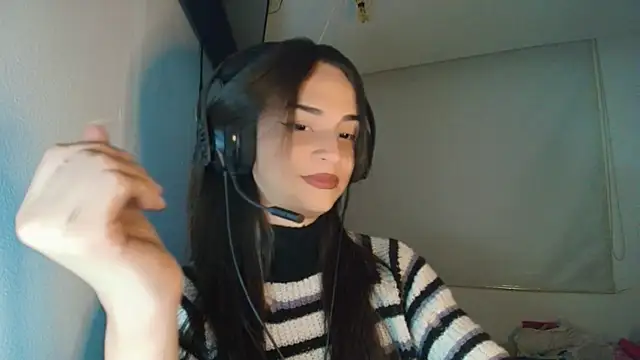 Dollbehavior  online show from October 2025 05:31:01 AM