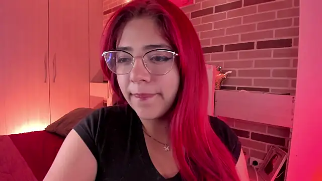 Rousse Collinss online show from January 2025 03:44:01 AM