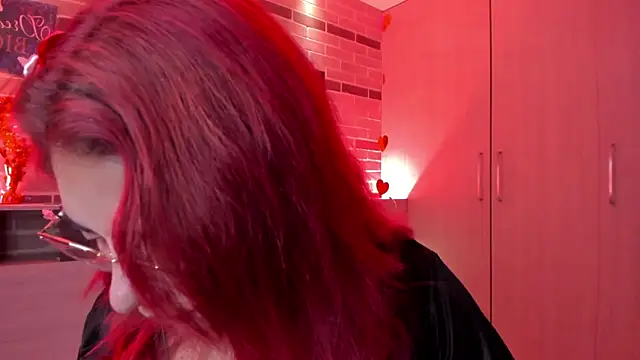 Rousse Collinss online show from February 2025 09:58:02 PM