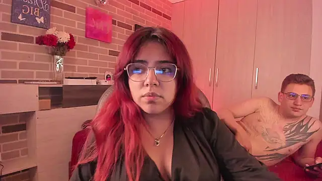 Snapshot of Rousse_Collinss chatting on June 2026 03:53:02 AM Rousse Collinss online show from June 2026 03:53:02 AM