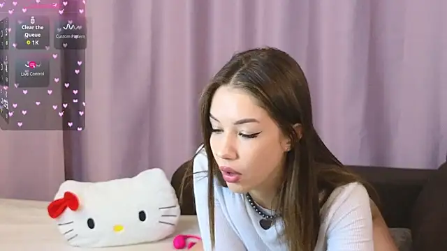 ellie kramer online show from September 2025 07:58:02 PM