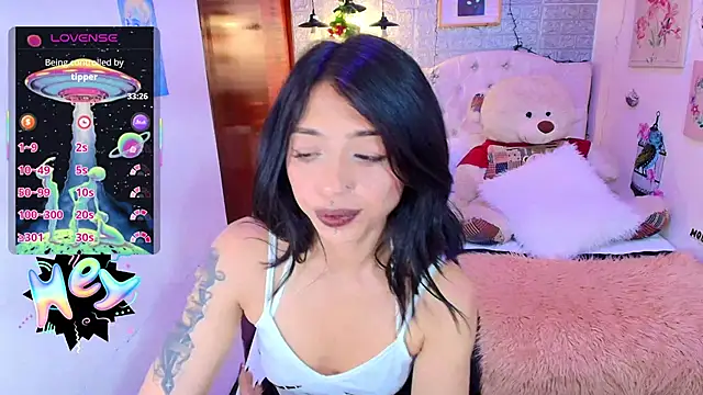 REDHOTTER  online show from February 2025 08:00:01 PM