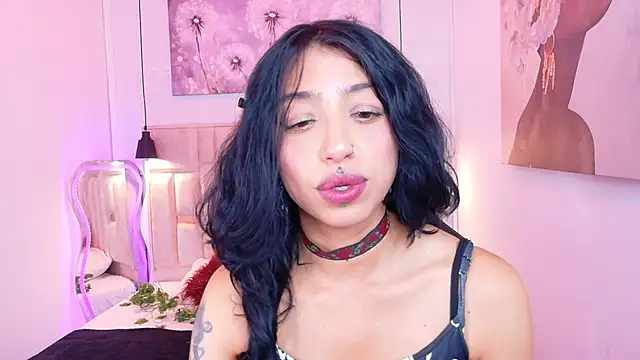 REDHOTTER  online show from May 2026 07:55:02 PM