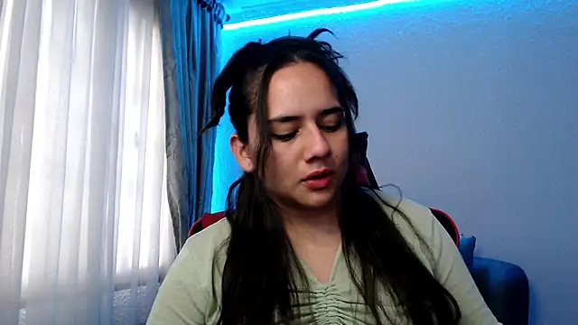 Lexyevans online show from December 2024 07:38:02 PM