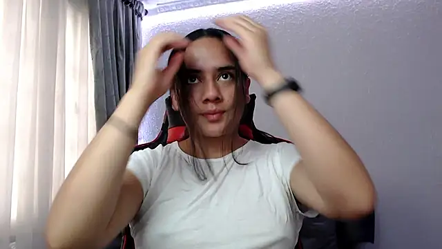 Lexyevans online show from December 2024 07:22:01 PM