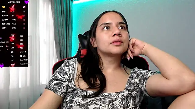 Lexyevans online show from December 2024 08:51:02 PM