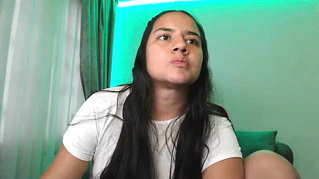 Lexyevans online show from January 2025 10:21:01 PM