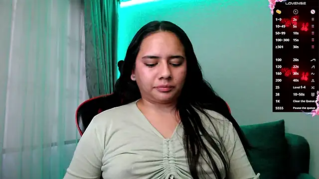 Lexyevans online show from February 2025 10:18:01 PM