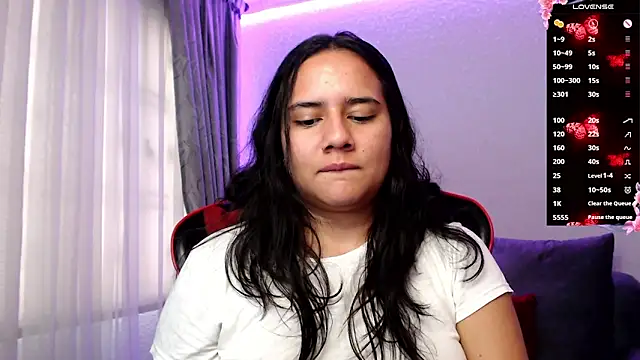 Lexyevans online show from February 2025 10:10:01 PM