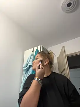 AllysonK online show from January 2025 08:52:01 AM