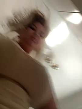 AllysonK online show from February 2025 08:39:02 AM