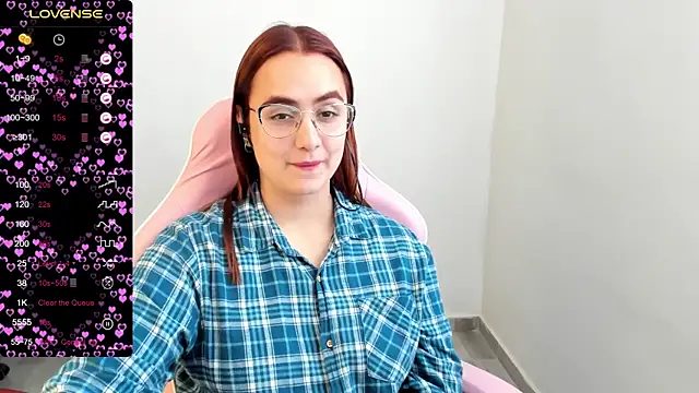 maryluna95 online show from February 2025 07:48:02 PM