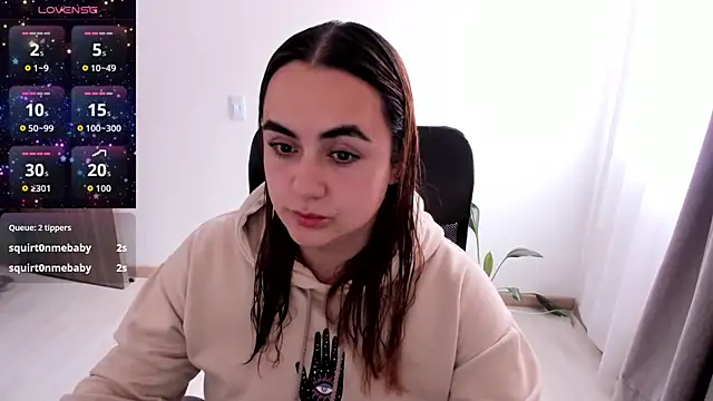 maryluna95 online show from May 2026 06:27:02 PM