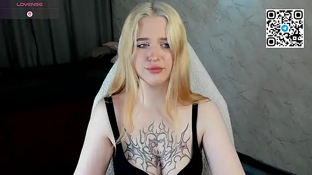 Betany Foks online show from May 2026 01:03:02 AM
