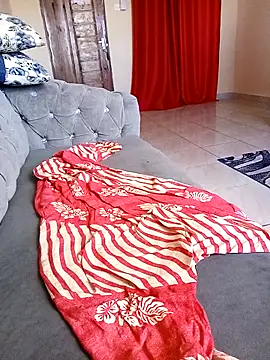 zainabsmile online show from April 2026 10:48:01 AM