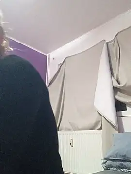 BritneyHudson online show from December 2025 04:53:01 AM